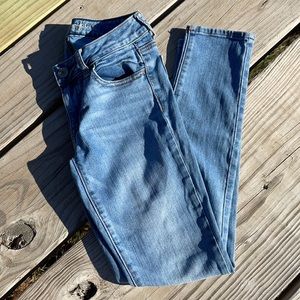 AMERICAN EAGLE OUTFITTERS Skinny Jeans